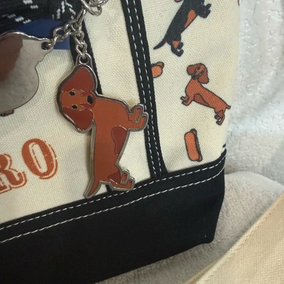 Aeropostale Cream and Black Dachshund Print Tote - Picture 6 of 10